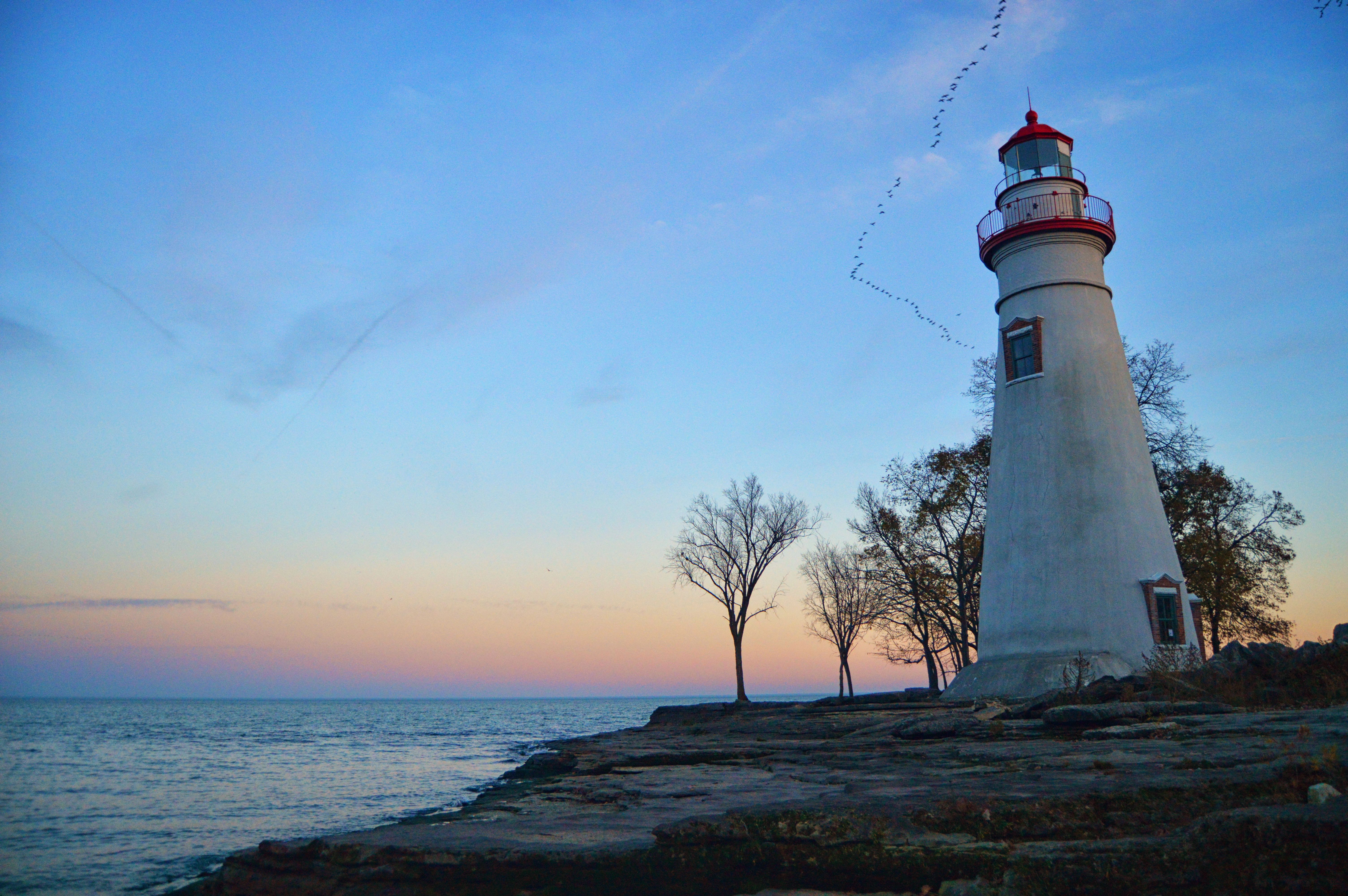 Marblehead Lighthouse best spots to watch sunset cleveland