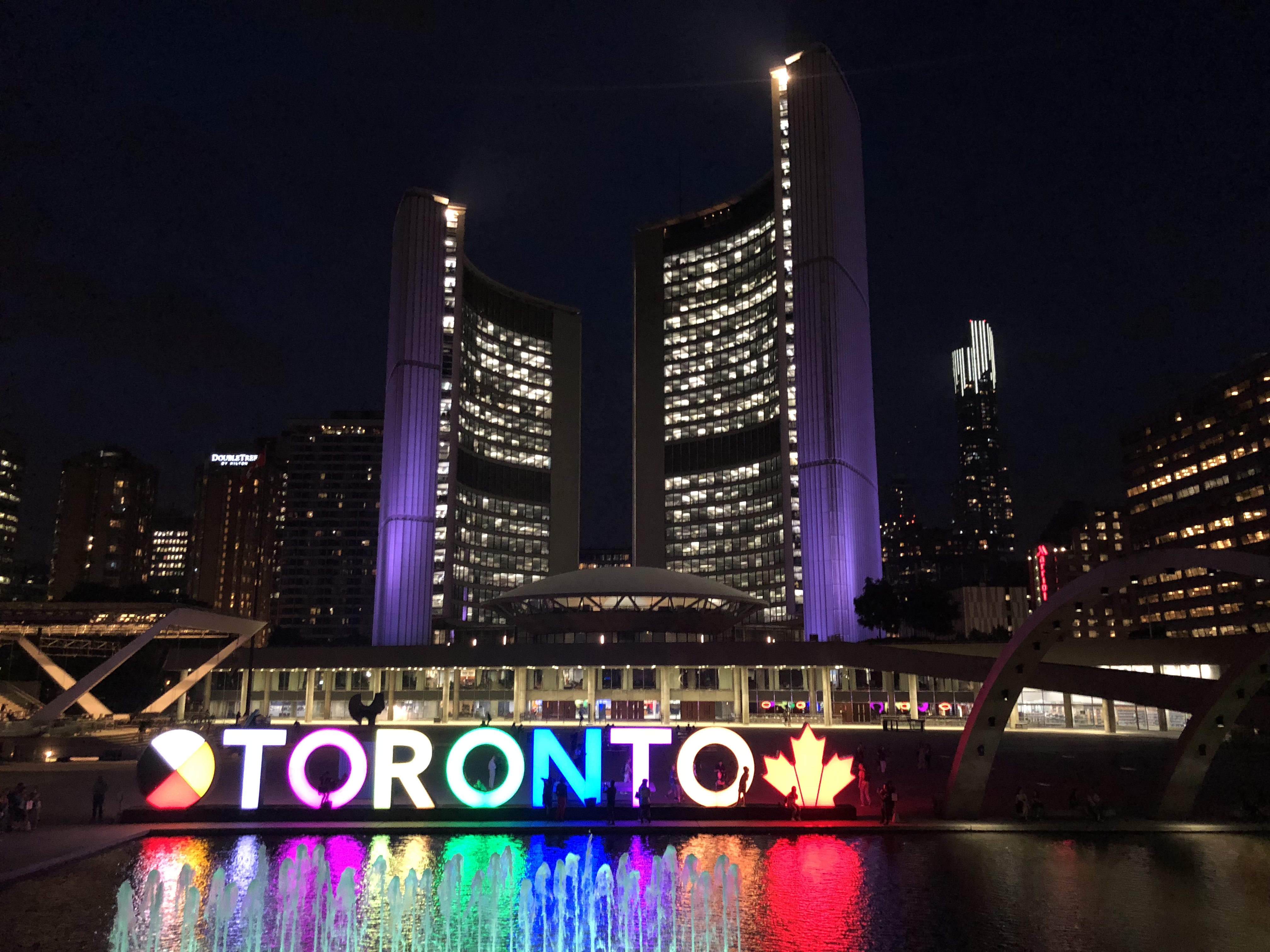 toronto sign at night